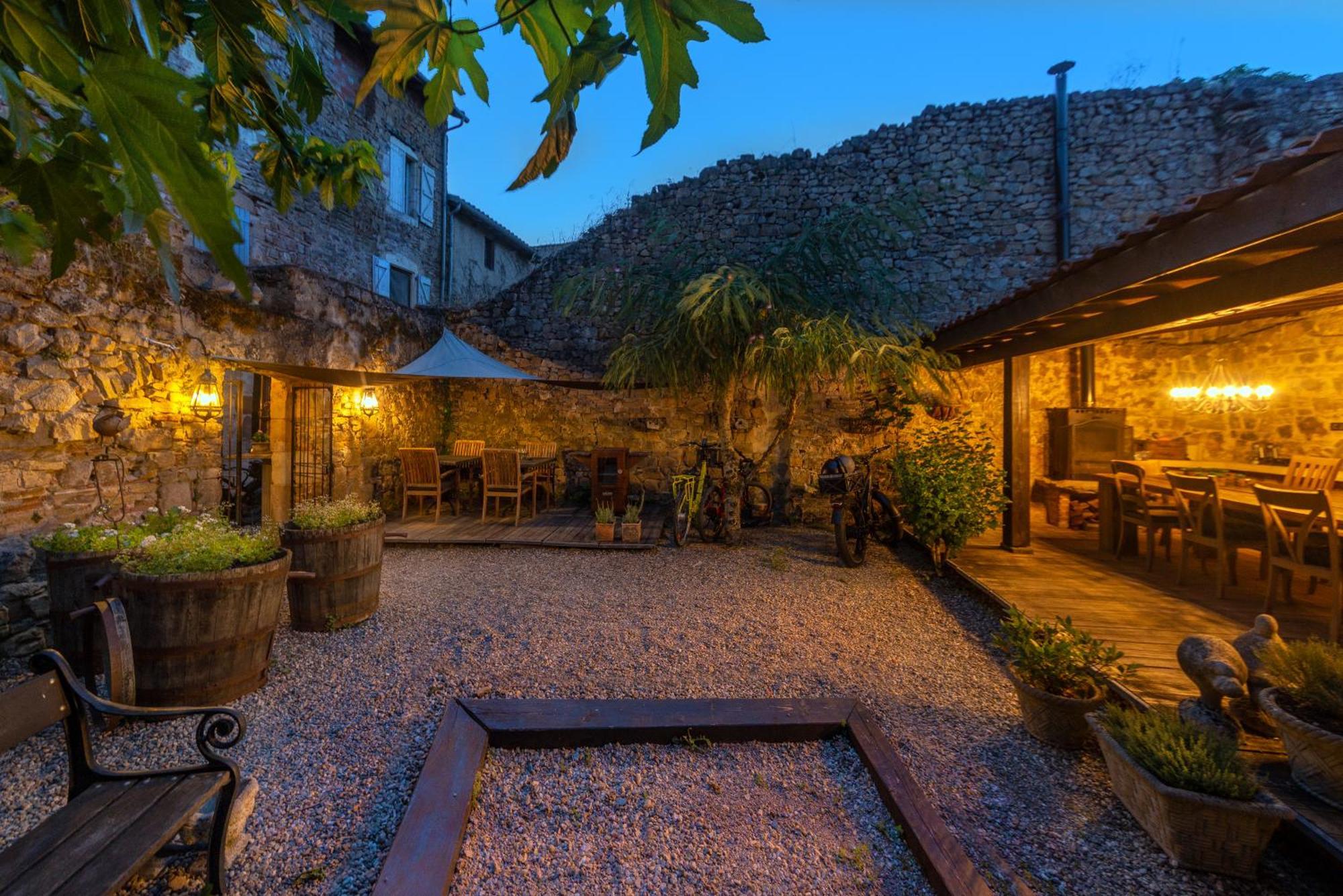 La Maison Au Puits كورد سور سيال المظهر الخارجي الصورة